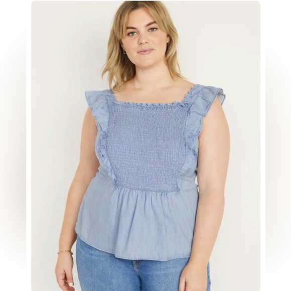 Chambray ruffle top - Picture 3 of 5